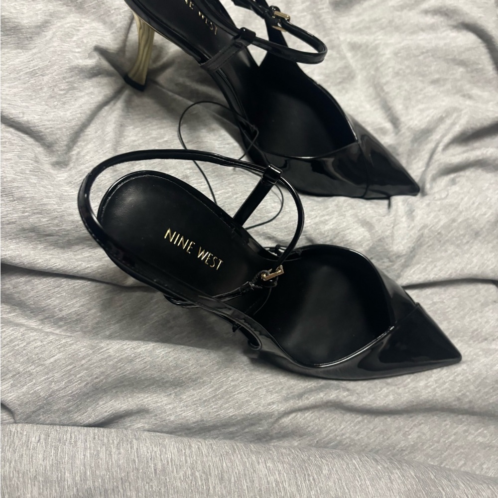 Nine West Black and Gold Heels